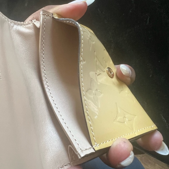 LOUIS VUITTON Ivory Yellow Monogram Card Wallet - Picture 11 of 14